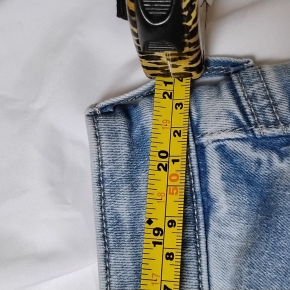 NYDJ Teresa Light Blue Wide Leg Frayed Comfy Denim Lift Tuck Technology Jeans - Picture 10 of 16